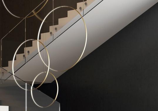 Подвесной светильник от фабрики Zava модель RINGS VERTICALE SUSPENSION LAMP