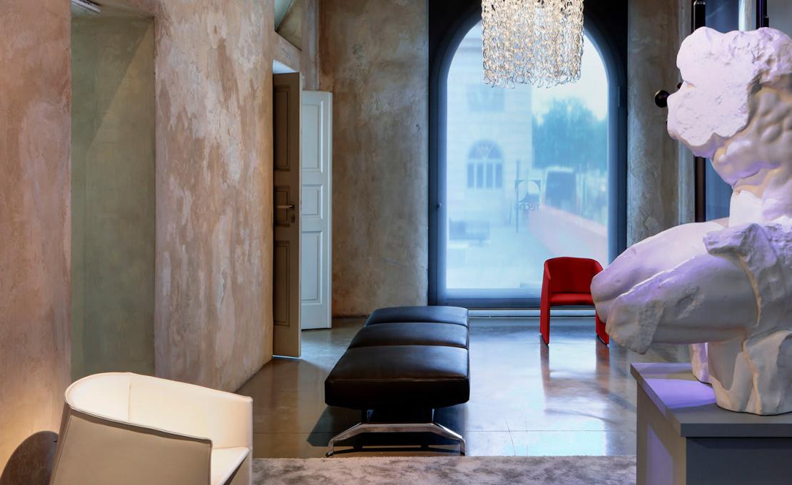 Кресло от фабрики Tecno Spa модель Plau White 