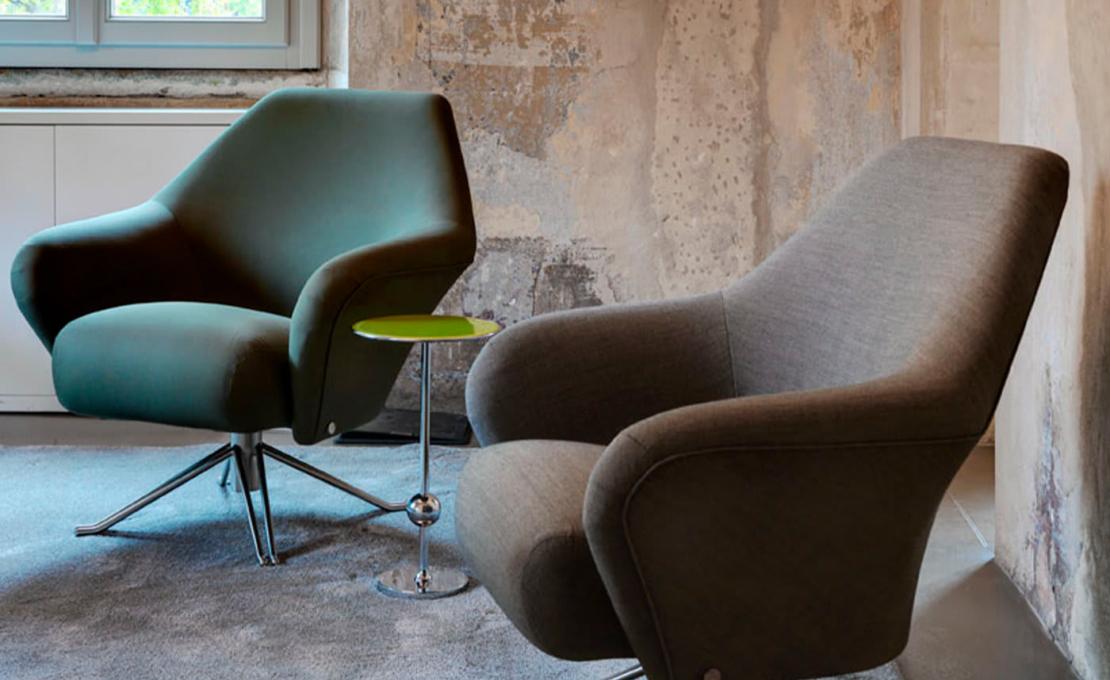 Кресло от фабрики Tecno Spa модель P32 Brown Swivel Armchair 