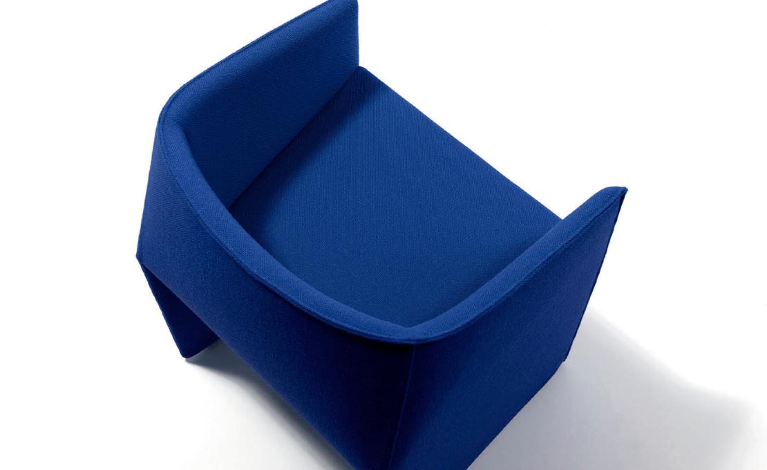 Стул от фабрики Tecno Spa модель Plau Blue Tall on feet
