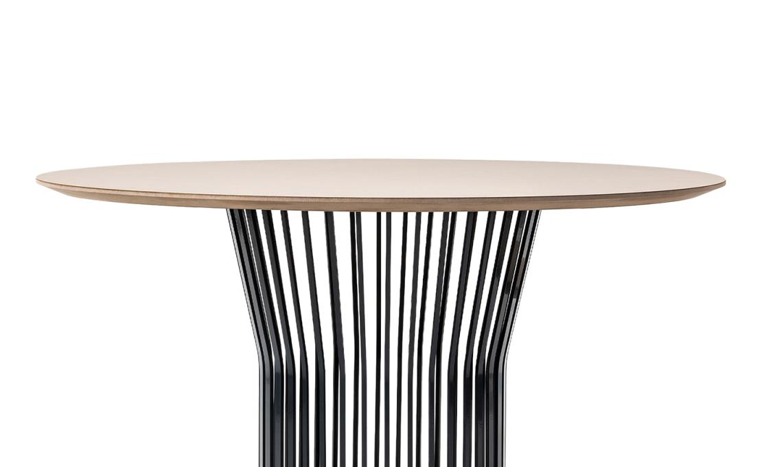 Стол обеденный от фабрики TrabA' модель 0142 Ray Round Natural Oak Table 