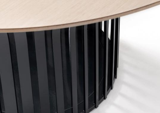 Стол обеденный от фабрики TrabA' модель 0142 Ray Round Natural Oak Table 