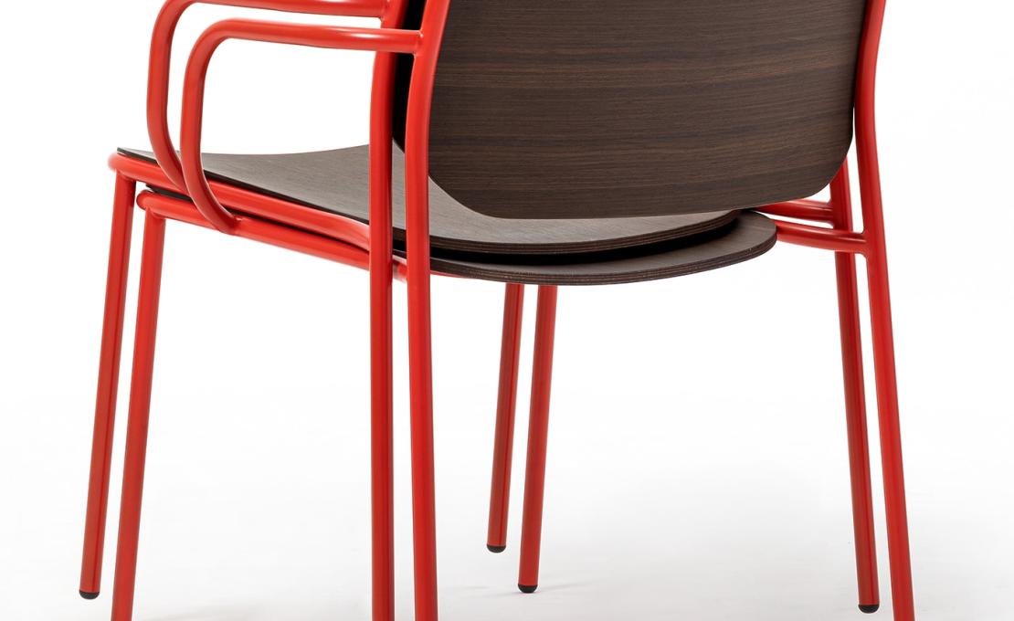 Стул от фабрики TrabA' модель 0178-LE-CB Metis Red-Oak