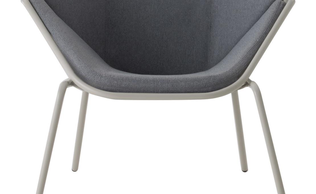 Кресло для отдыха от фабрики TrabA' модель Skin Lounge Gray 