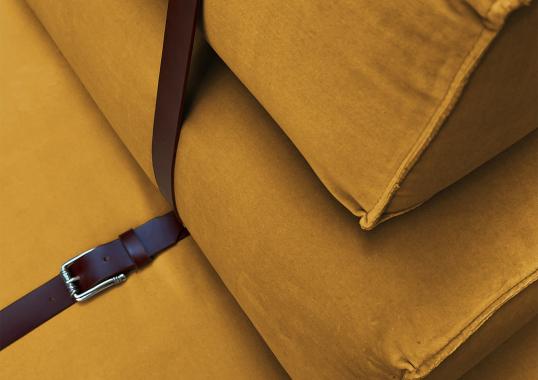 Диван от фабрики DLA Design Lab модель Docker Yellow Gold Velvet