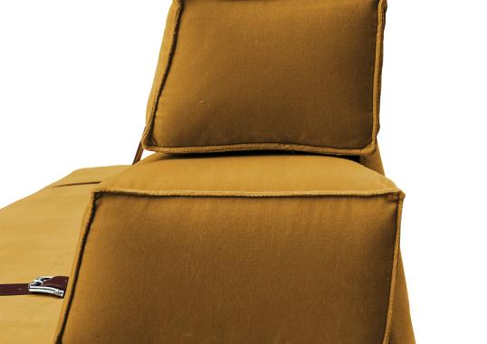 Диван от фабрики DLA Design Lab модель Docker Yellow Gold Velvet