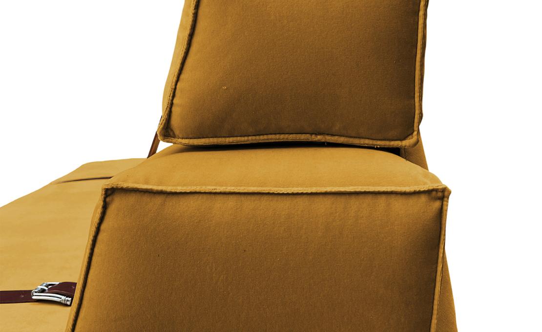 Диван от фабрики DLA Design Lab модель Docker Yellow Gold Velvet