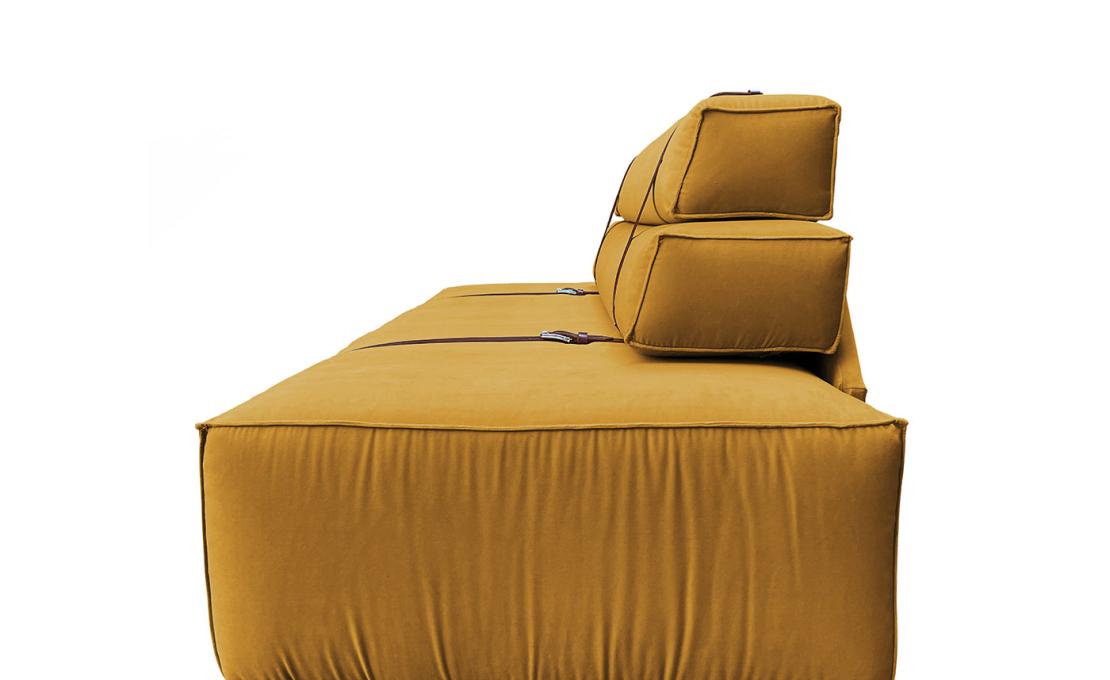 Диван от фабрики DLA Design Lab модель Docker Yellow Gold Velvet