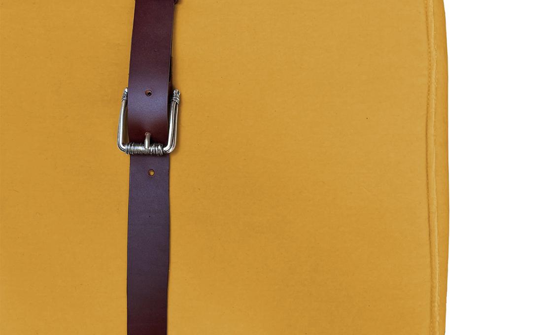 Пуфы от фабрики DLA Design Lab модель Docker Yellow Gold Velvet
