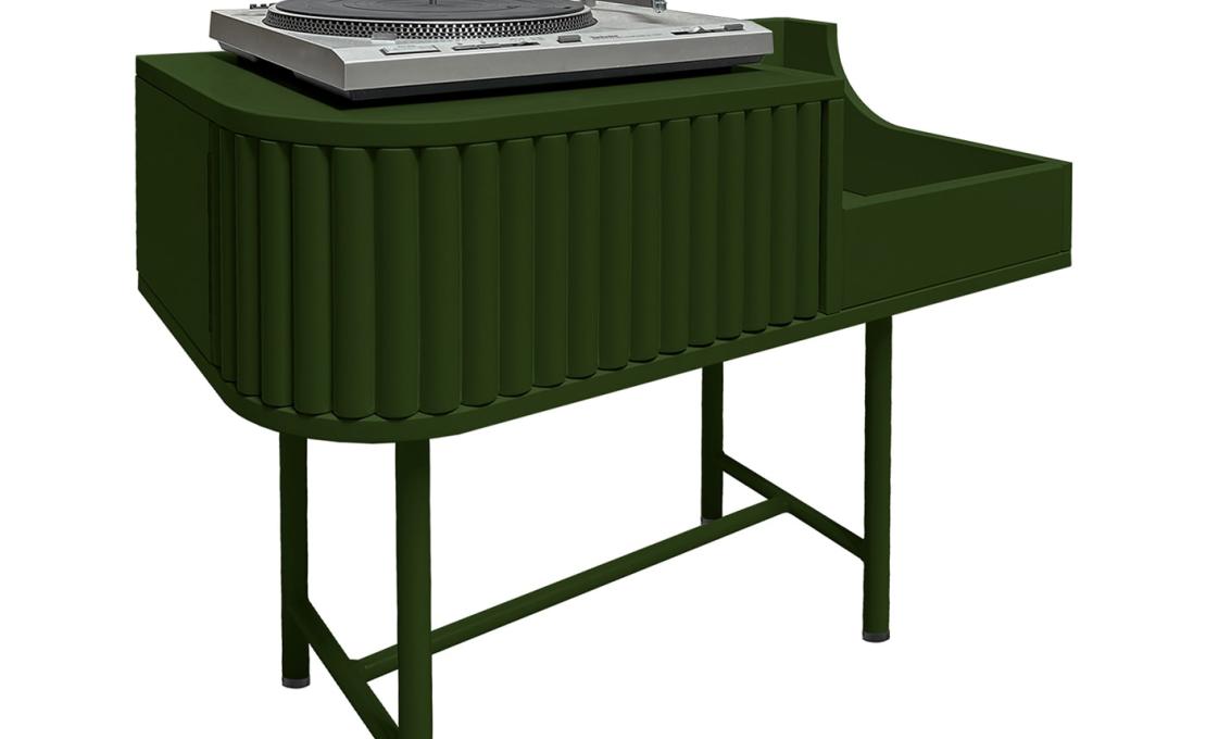 Консоль от фабрики DLA Design Lab модель VYC Green Record Player