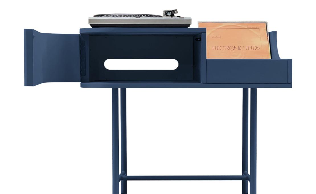 Консоль от фабрики DLA Design Lab модель VYC Ultramarine Blue