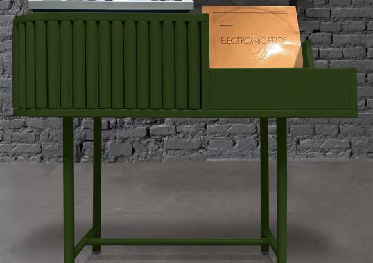 Консоль от фабрики DLA Design Lab модель VYC Green Record Player