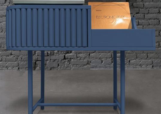 Консоль от фабрики DLA Design Lab модель VYC Ultramarine Blue