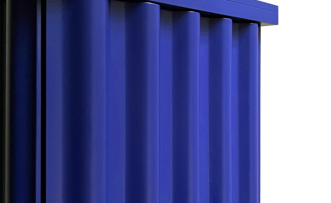Шкаф от фабрики DLA Design Lab модель Curl Electric Blue