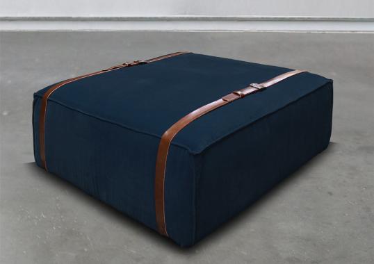 Пуфы от фабрики DLA Design Lab модель Maxi Docker Navy Velvet