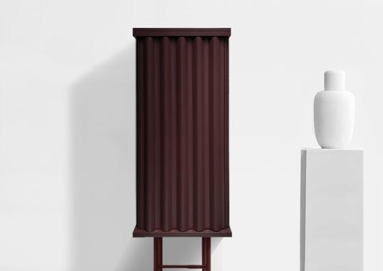Шкаф от фабрики DLA Design Lab модель Curl Wine Red