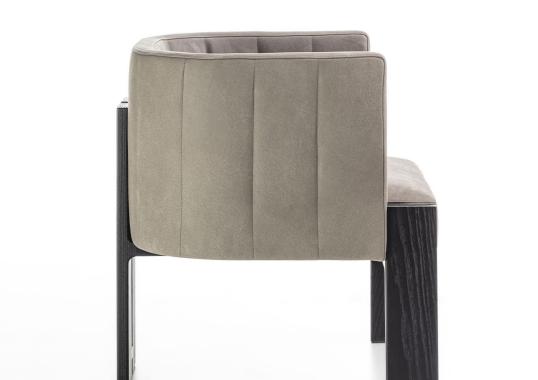 Кресло от фабрики Durame модель Tofane Taupe Black Armchair