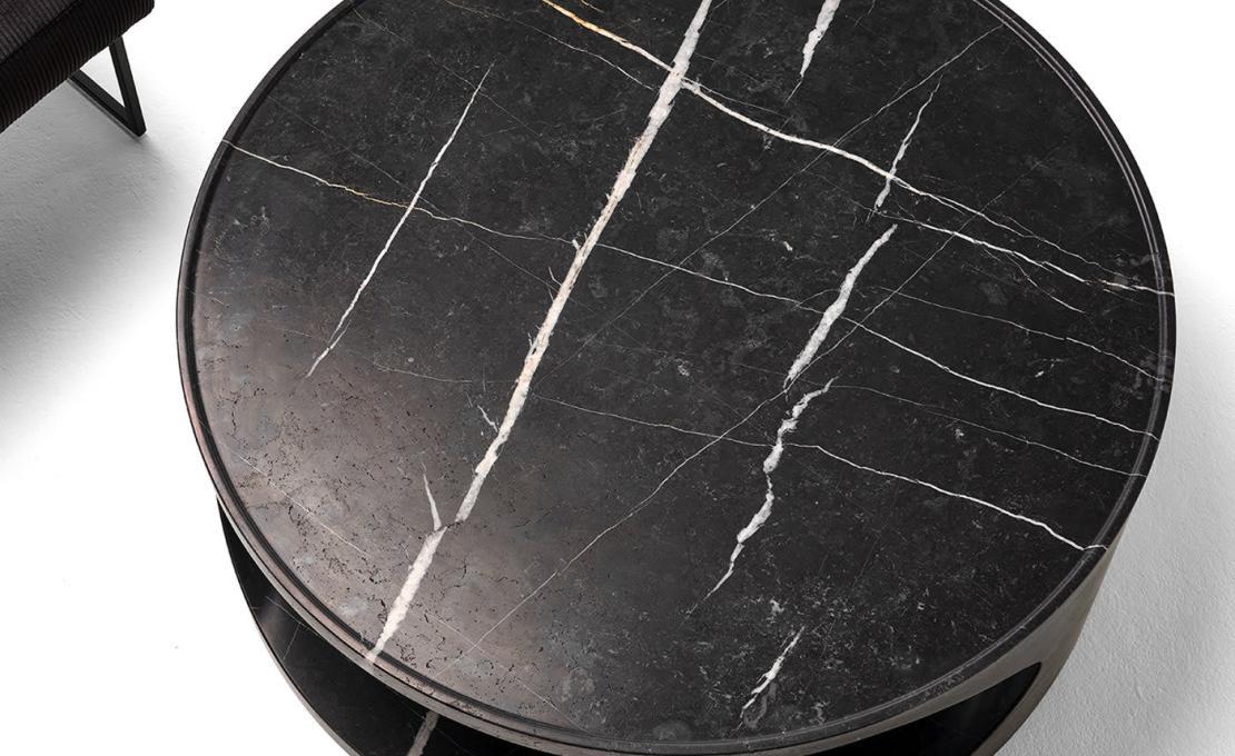 Журнальный столик от фабрики Epònimo модель Roll Saint Laurent 