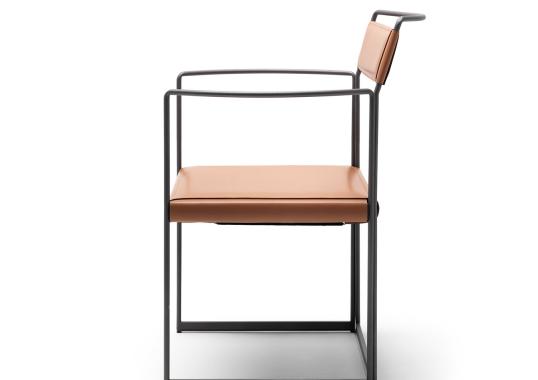 Стул от фабрики Epònimo модель Ne Outline Chair