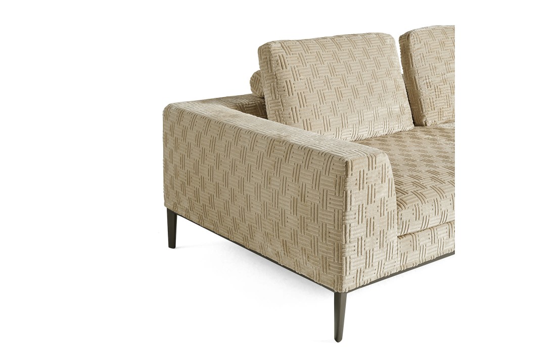 Диван от фабрики ETRO Home Interiors модель Ease