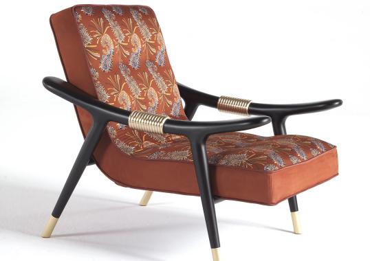 Кресло от фабрики ETRO Home Interiors модель Masai Rust