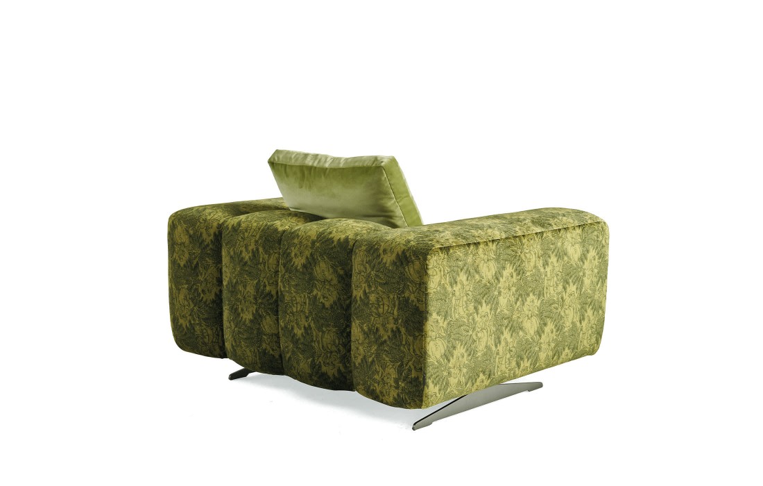 Кресло от фабрики ETRO Home Interiors модель Ratio Up