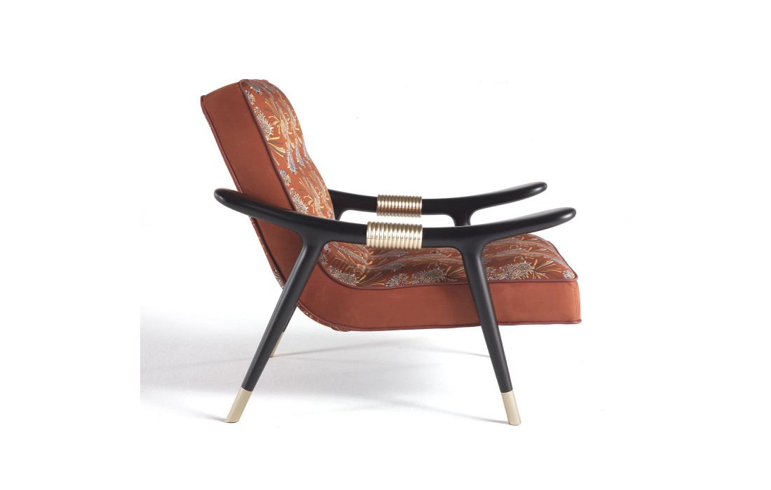Кресло от фабрики ETRO Home Interiors модель Masai Rust