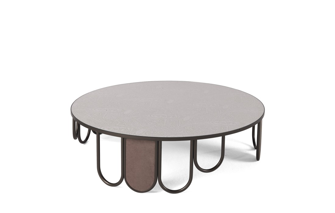 Журнальный столик от фабрики ETRO Home Interiors модель Chandra