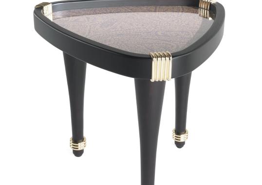 Журнальный столик от фабрики ETRO Home Interiors модель Axum