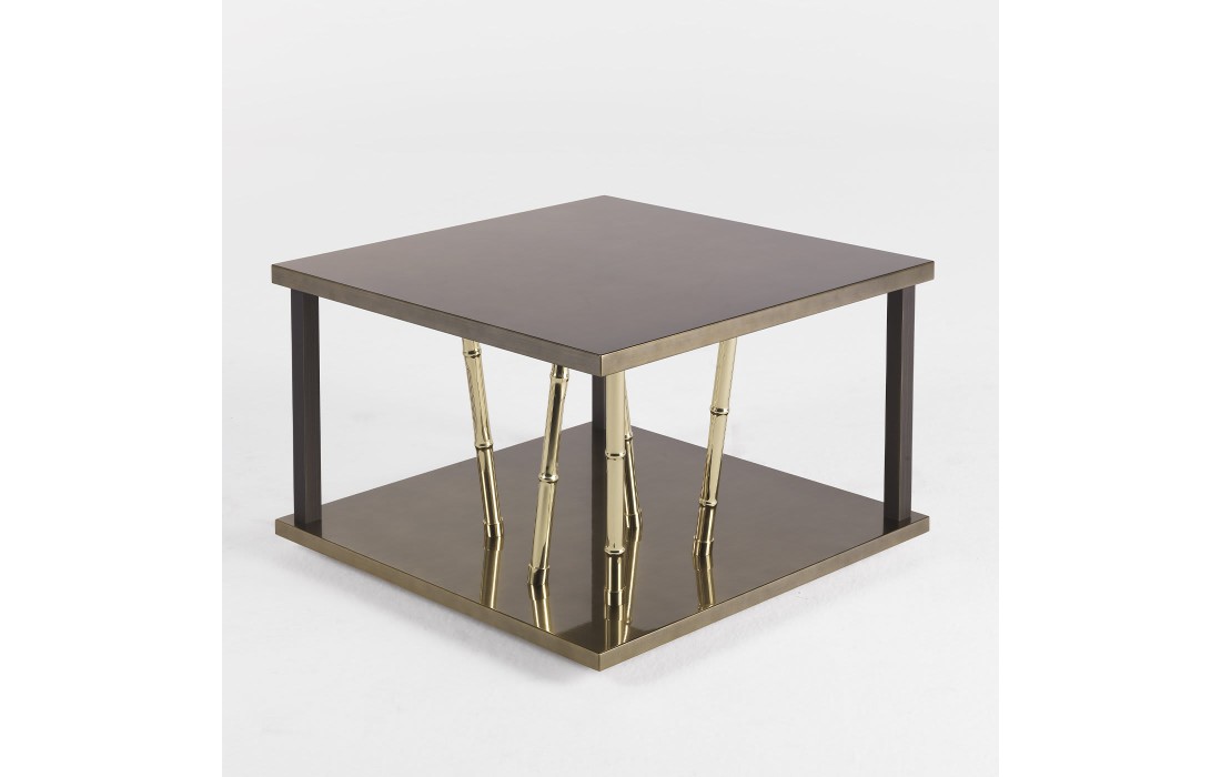Журнальный столик от фабрики ETRO Home Interiors модель Taxila