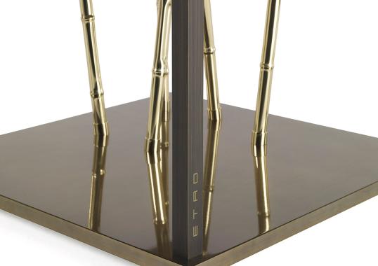 Журнальный столик от фабрики ETRO Home Interiors модель Taxila