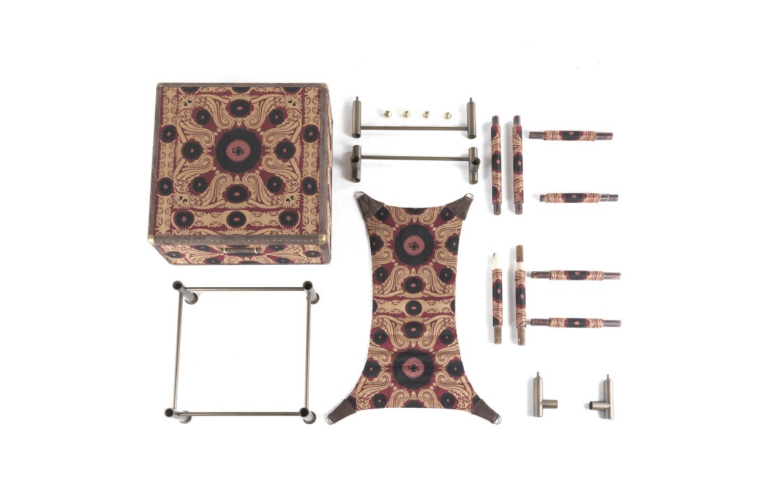 Кресло для отдыха от фабрики ETRO Home Interiors модель Babel Brown