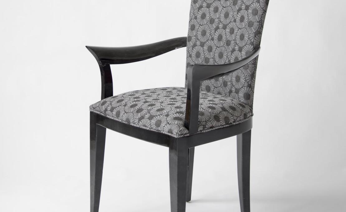 Стул от фабрики Extroverso модель Deco 