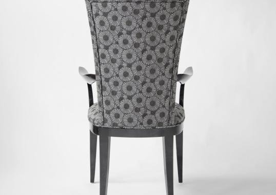 Стул от фабрики Extroverso модель Deco 