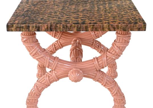 Журнальный столик от фабрики Extroverso модель Pink Spider