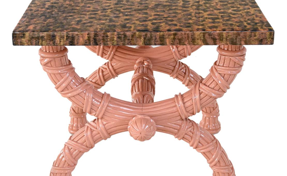 Журнальный столик от фабрики Extroverso модель Pink Spider