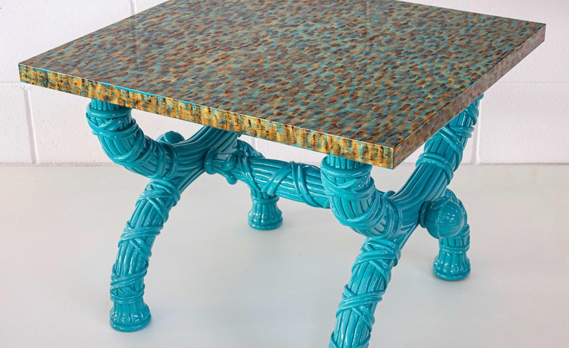 Журнальный столик от фабрики Extroverso модель Turquoise Spider