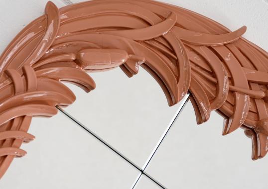 Зеркало от фабрики Extroverso модель Specchio delle mie Brame Pink Mirror