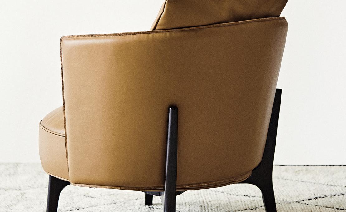 Кресло от фабрики Ferri 1956 модель Ares 104 Brown Black 