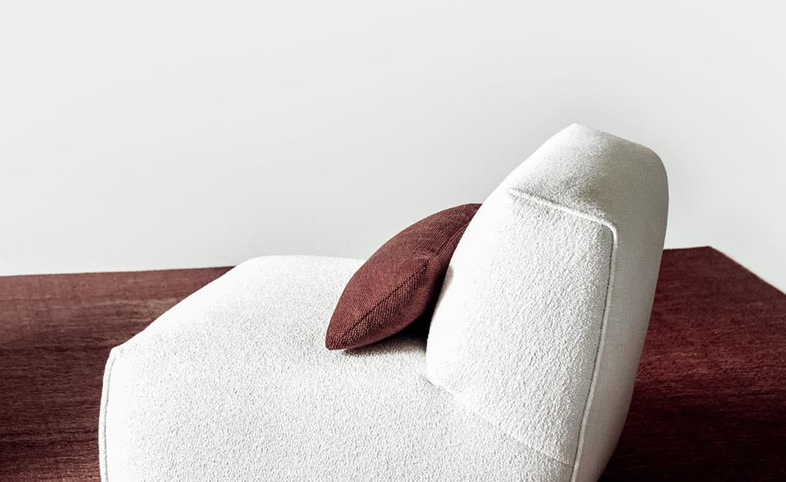 Кресло от фабрики Ferri 1956 модель Sydney Off-White 