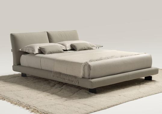 Кровать от фабрики Ferri 1956 модель Beverly
