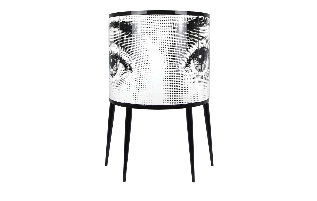 Шкаф от фабрики Fornasetti модель Occhi