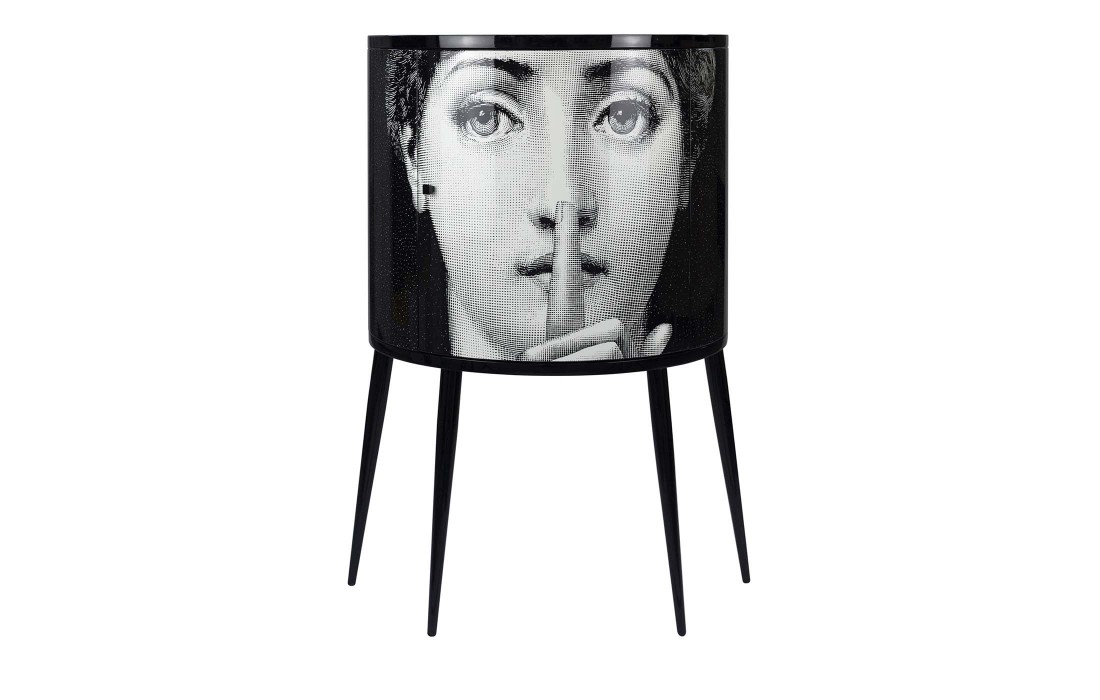 Шкаф от фабрики Fornasetti модель Silenzio