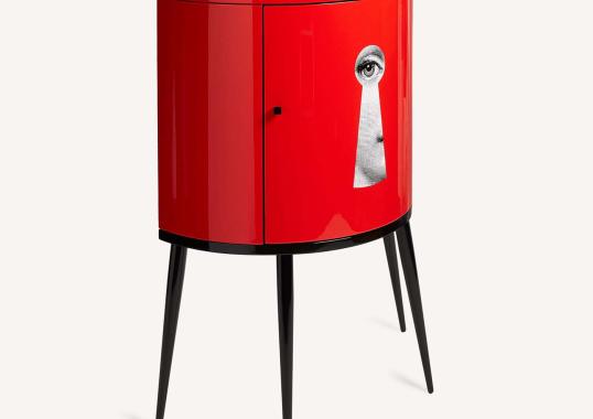 Шкаф от фабрики Fornasetti модель Serratura Red