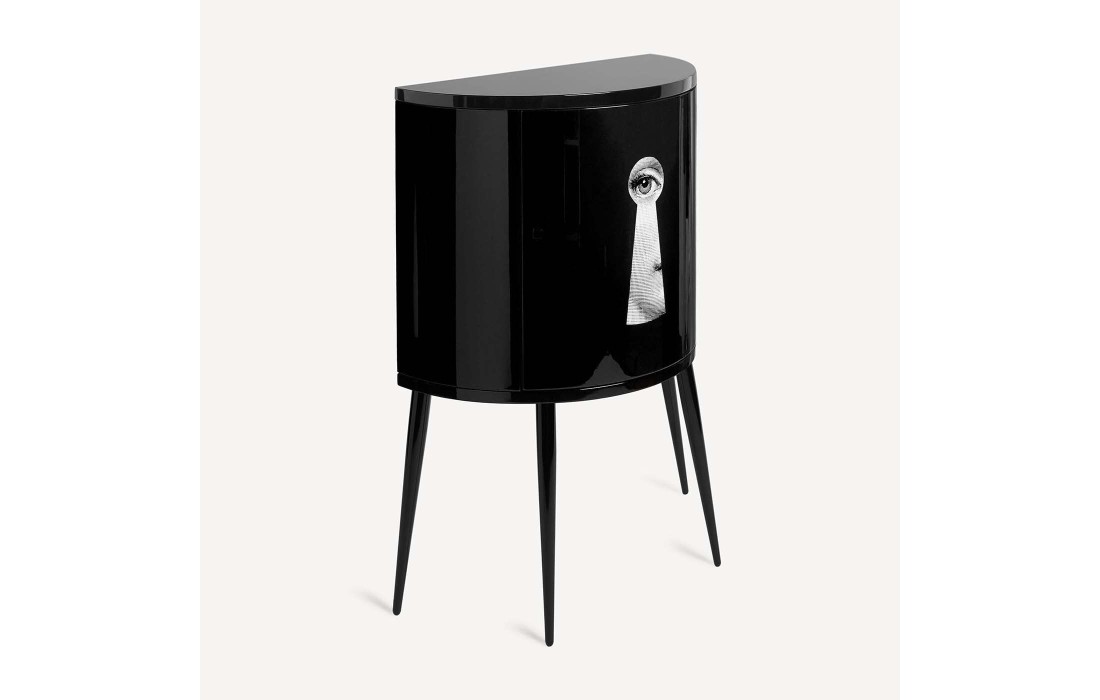 Шкаф от фабрики Fornasetti модель Serratura Black