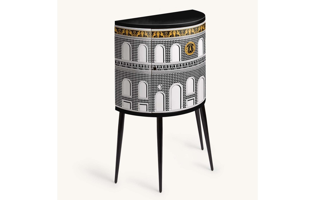 Шкаф от фабрики Fornasetti модель Facciata Quattrocentesca