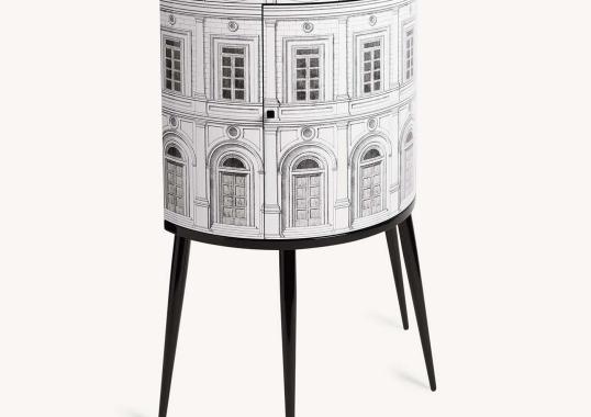 Шкаф от фабрики Fornasetti модель Architettura