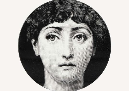 Журнальный столик от фабрики Fornasetti модель Tema e Variazioni n.1