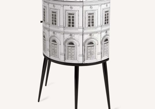 Шкаф от фабрики Fornasetti модель Architettura