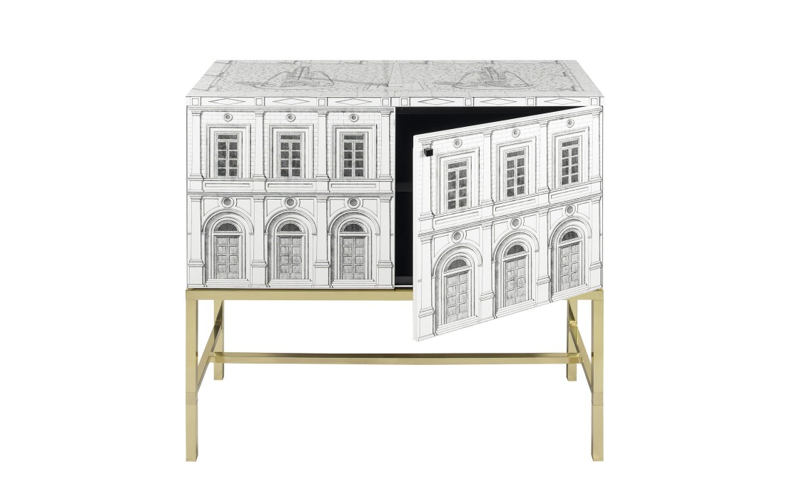 Шкаф от фабрики Fornasetti модель Architettura Gold Raised Cabinet